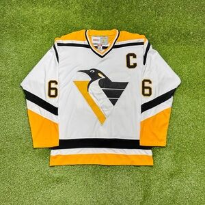Vintage CCM Mario Lemieux Pittsburgh Penguins NHL Jersey White Size Large / 50